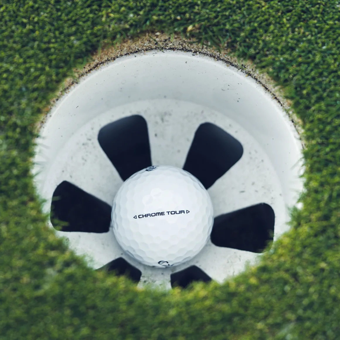 callaway_chrome_tour__gol_7.webp Callaway Chrome Tour 12 Golf Ball Pack
