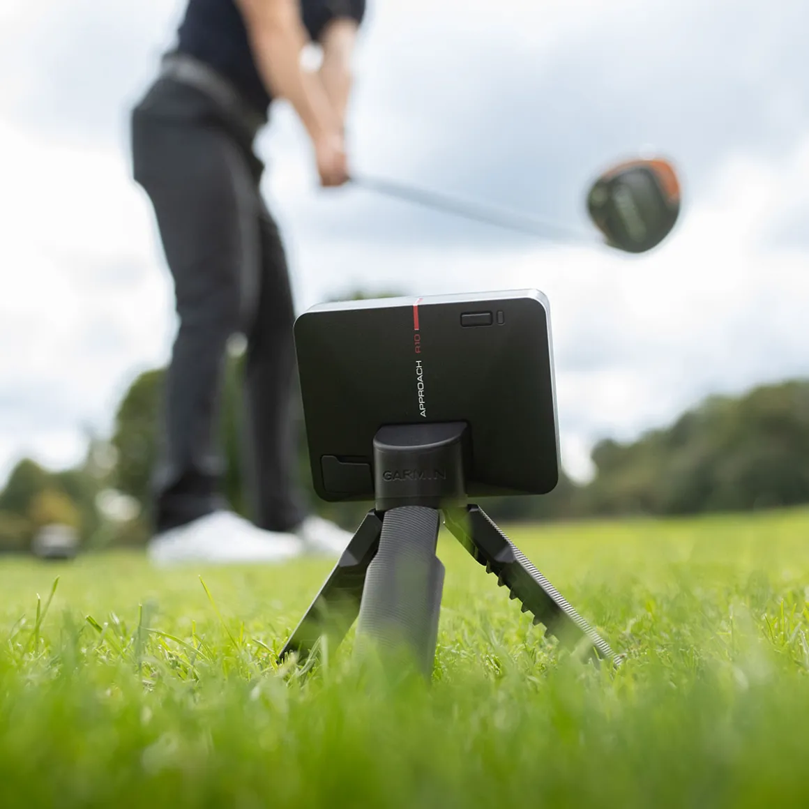 garmin_approach_r_portabl_4.webp Garmin Approach R10 Portable Golf Launch Monitor