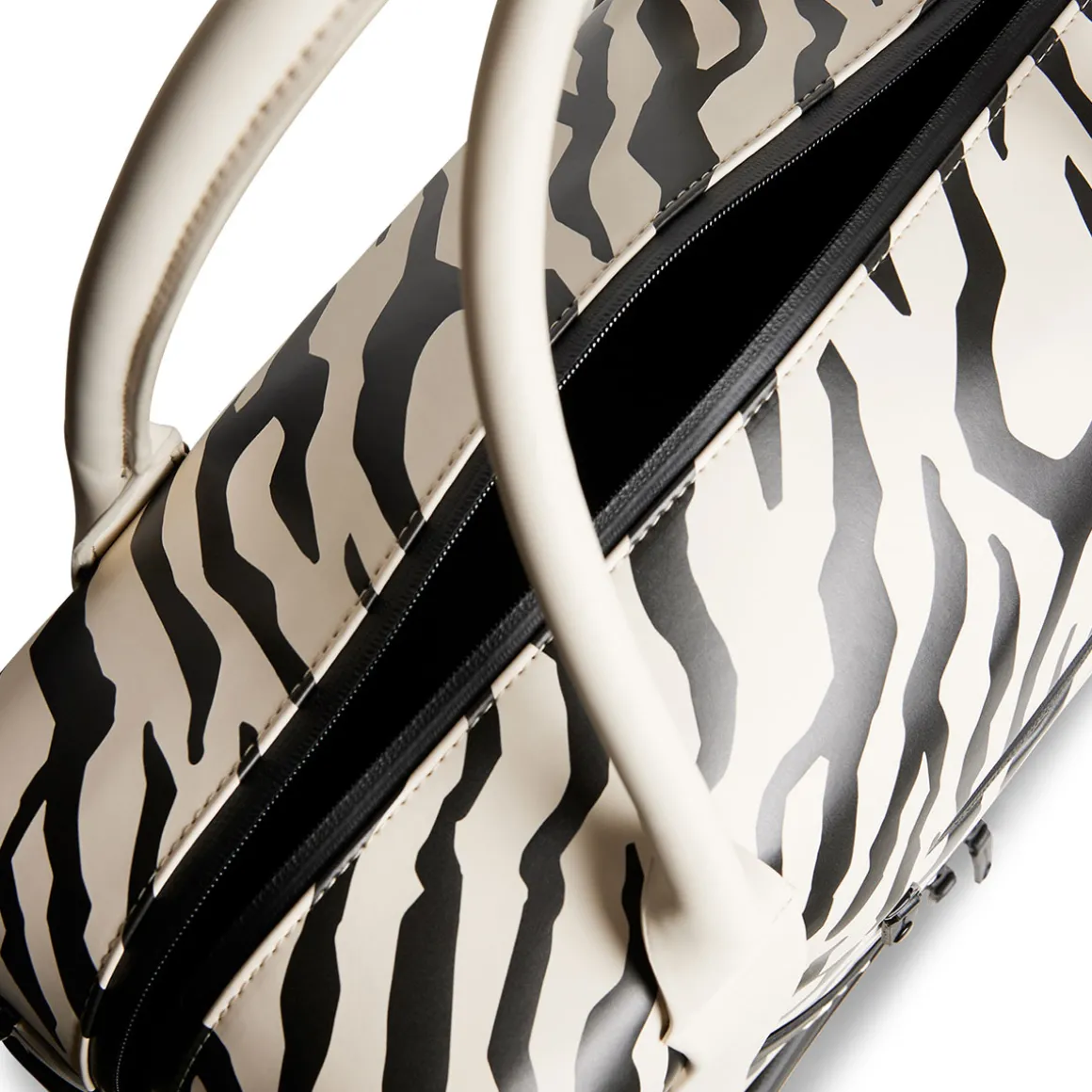 jlindeberg_boston_print_g_3-1.webp J.Lindeberg Boston Print Golf Luggage Bag