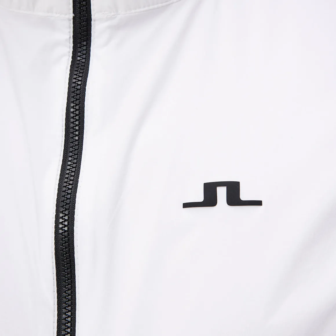 jlindeberg_mens_ash_light_3.webp J.Lindeberg Men's Ash Light Packable Golf Vest