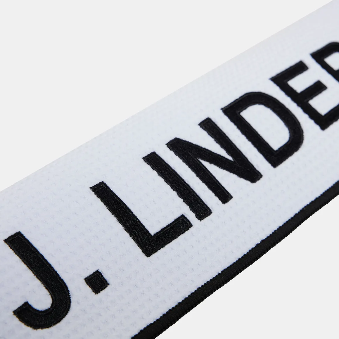 jlindeberg_structured_ter_5-1.webp J.Lindeberg Structured Terry Golf Towel