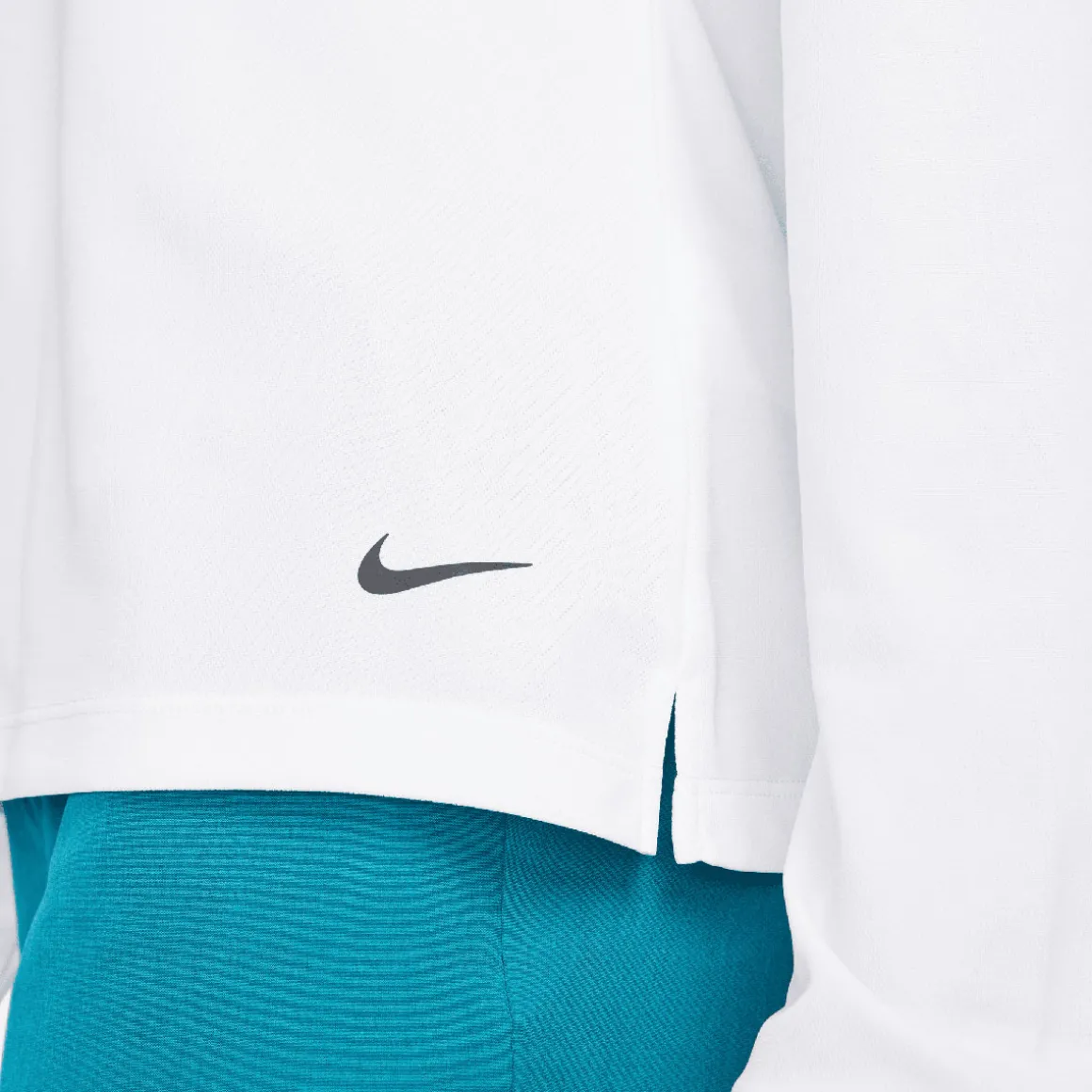 nike_ladies_drifit_victor_3-8.webp Nike Ladies Dri-FIT Victory Long Sleeve Golf Polo Shirt
