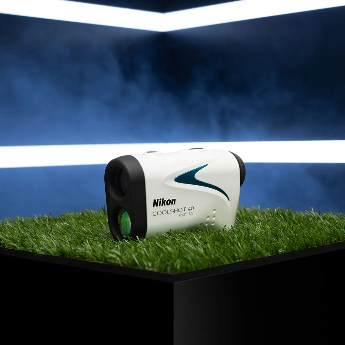 Nikon Coolshot 40 Golf Rangefinder