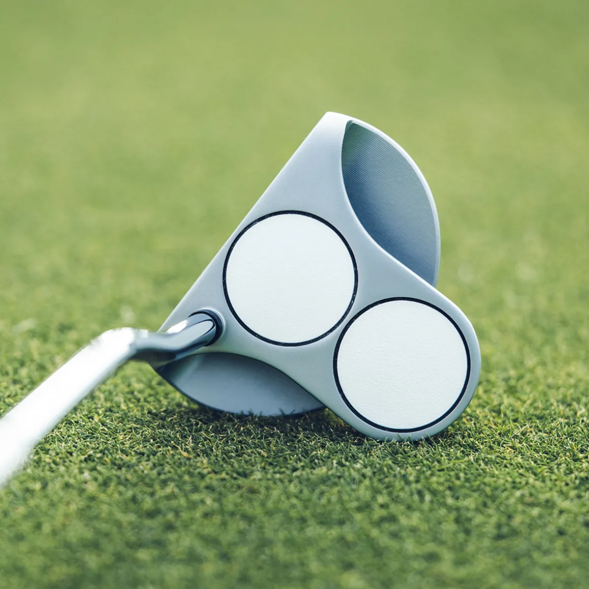odyssey_ladies_white_hot__12.webp Odyssey Ladies White Hot OG Stroke Lab 2-Ball Golf Putter