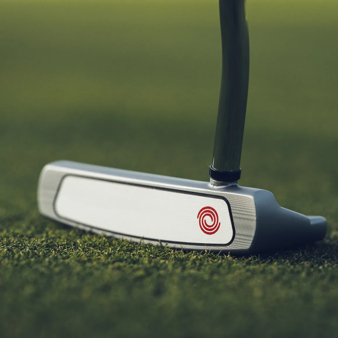 odyssey_white_hot_og_stro_7-1.webp Odyssey White Hot OG Stroke Lab Double Wide DB Golf Putter
