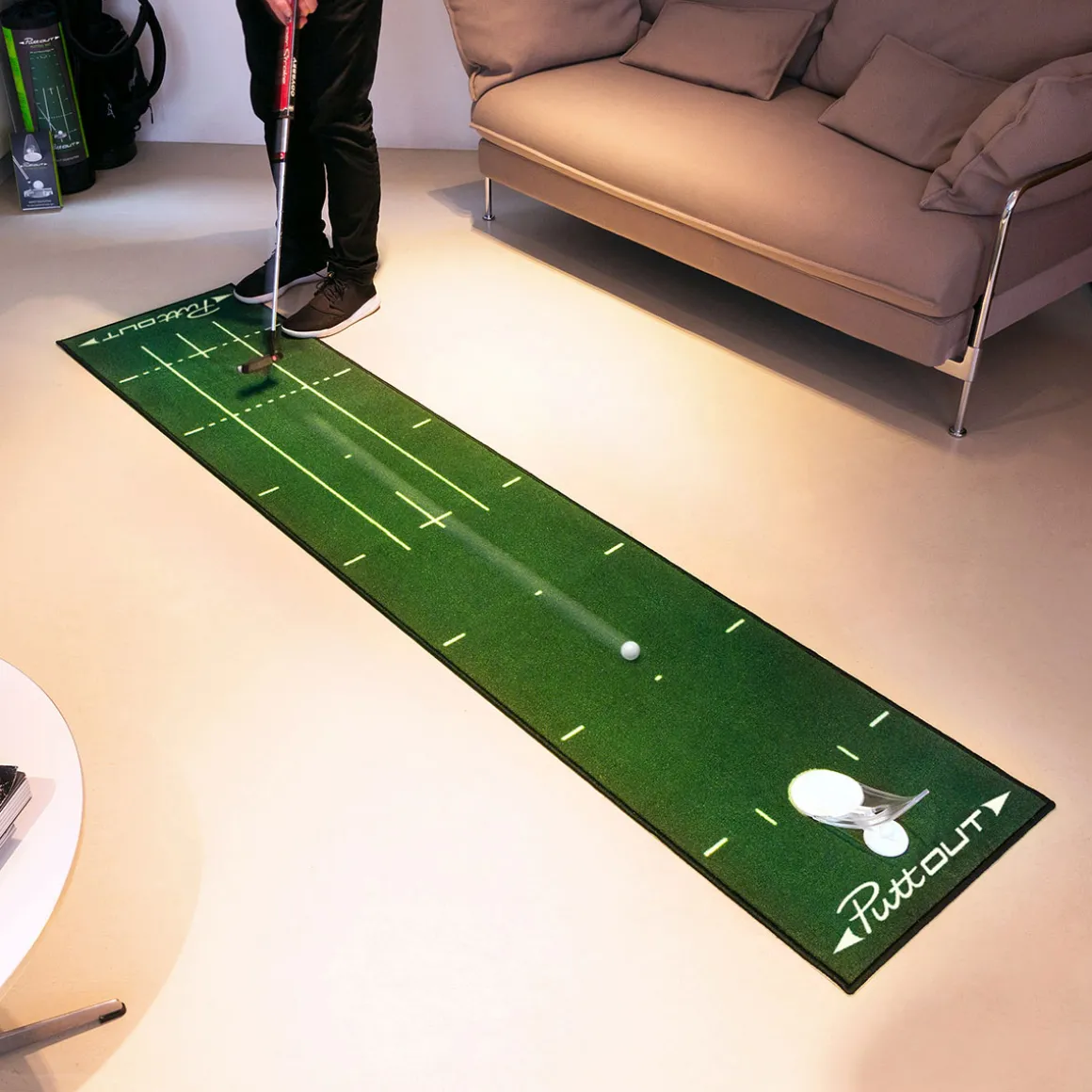 PuttOUT Deluxe Golf Putting Mat
