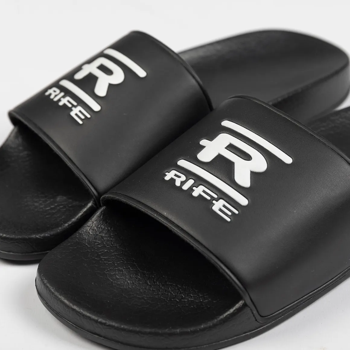 rife_mens_golf_sliders_18.webp Rife Men's Golf Sliders