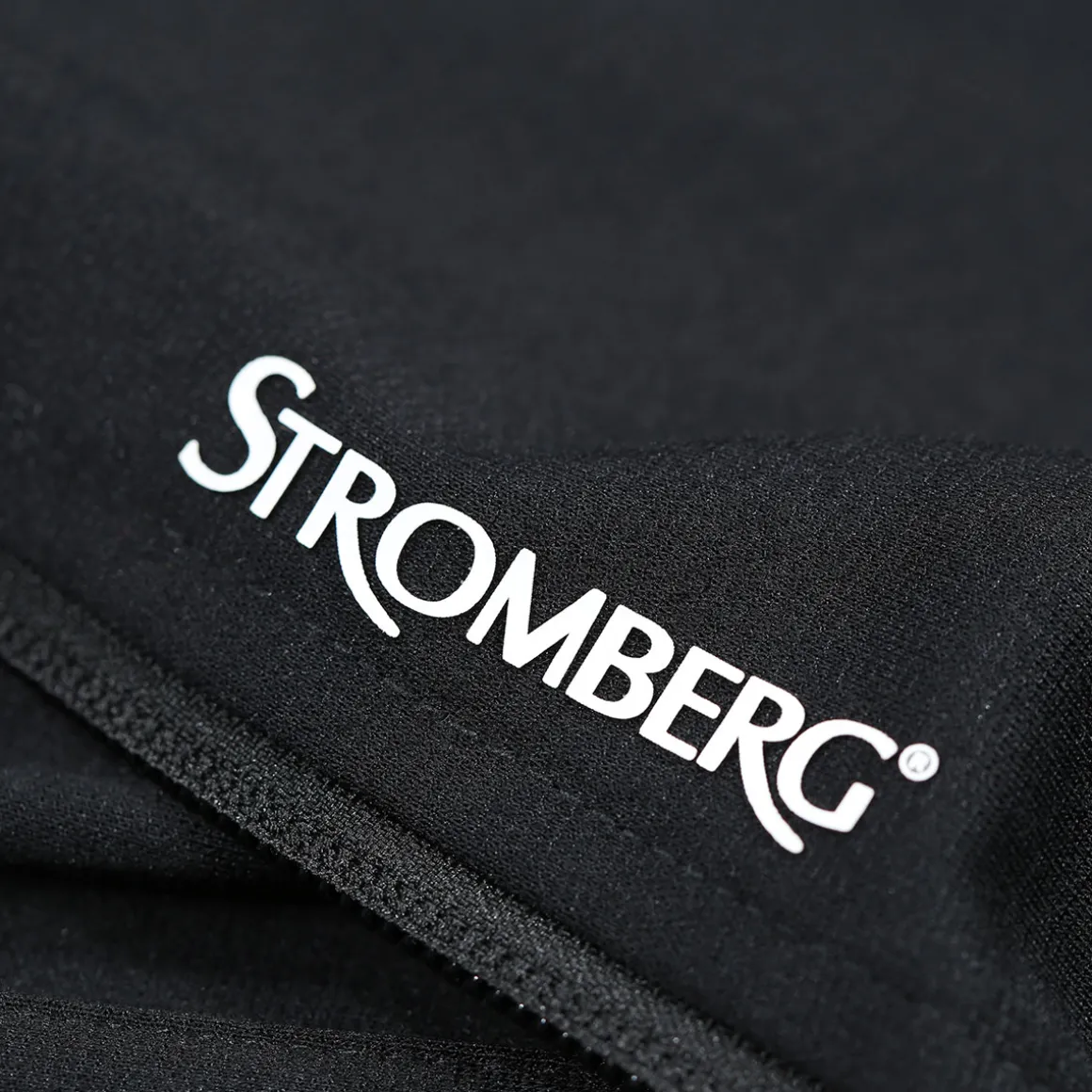 stromberg_mens_condor_hal_2-1.webp Stromberg Men's Condor Half Zip Golf Vest
