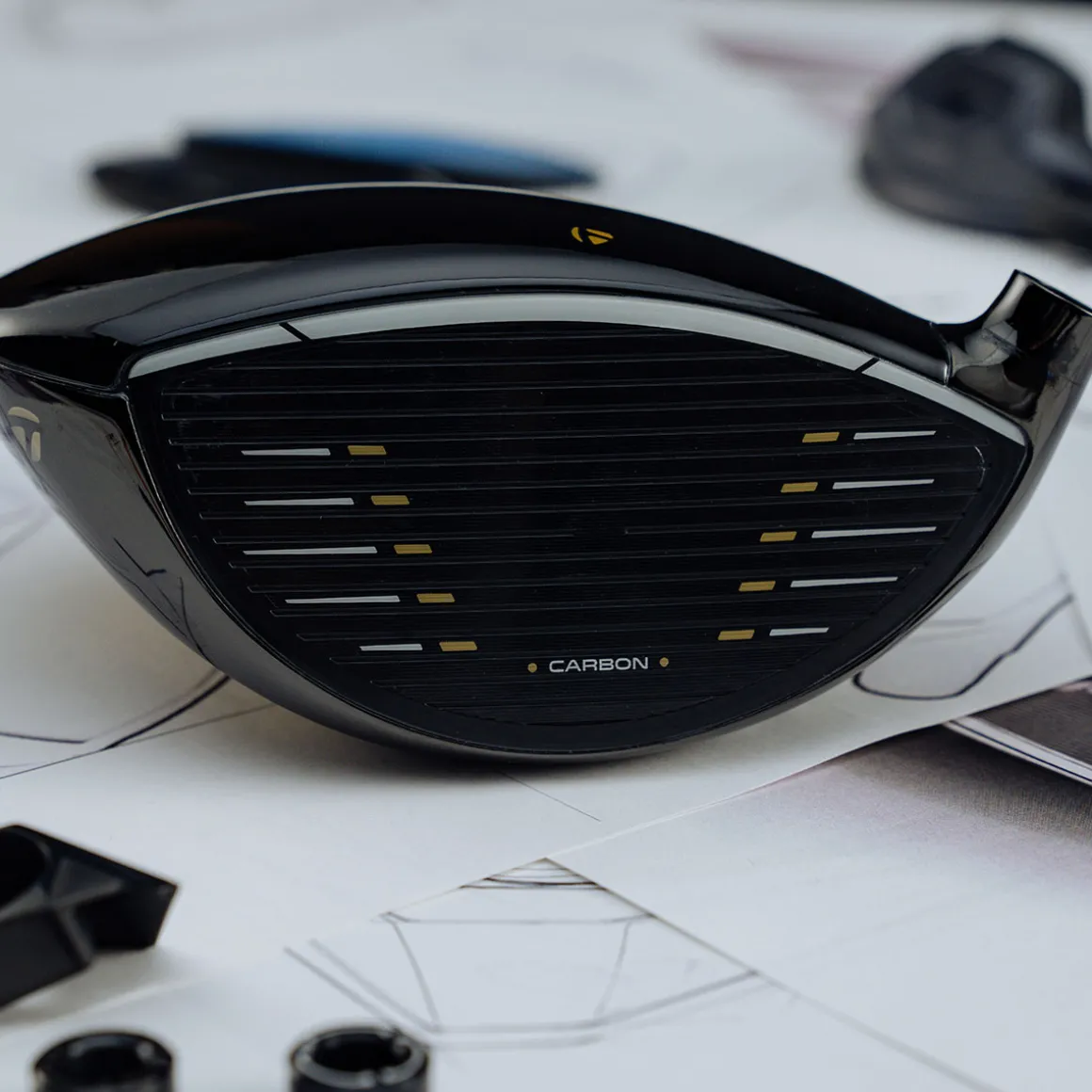 taylormade_qi_designer_se_7.webp TaylorMade Qi10 Designer Series Black Golf Driver