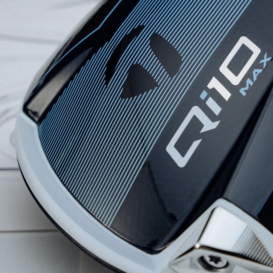 taylormade_qi_max_designe_10.webp TaylorMade Qi10 Max Designer Series Blue White Golf Driver