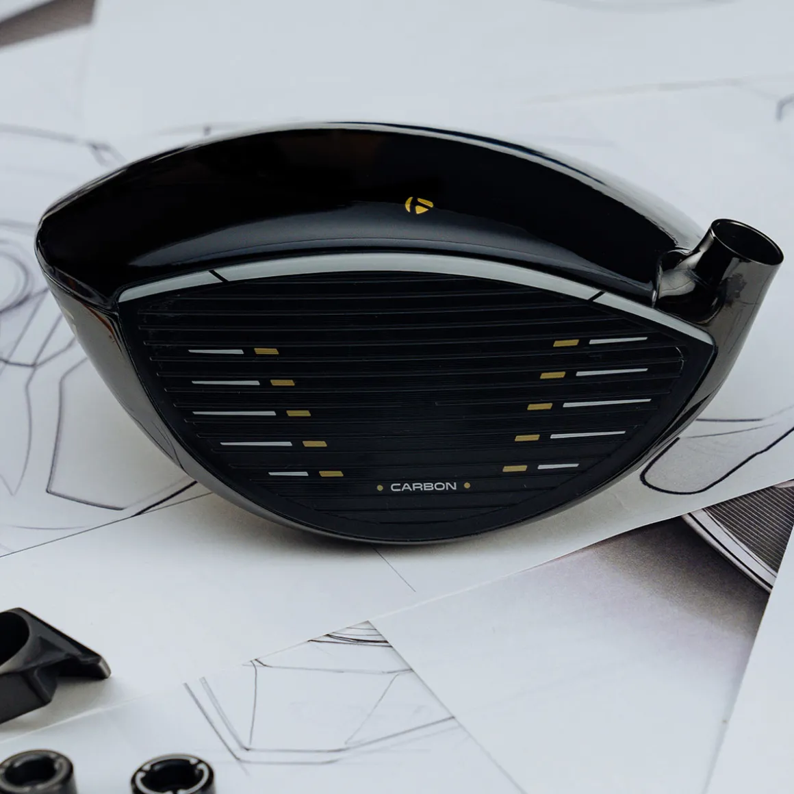 taylormade_qi_max_designe_7.webp TaylorMade Qi10 Max Designer Series Black Gold Golf Driver