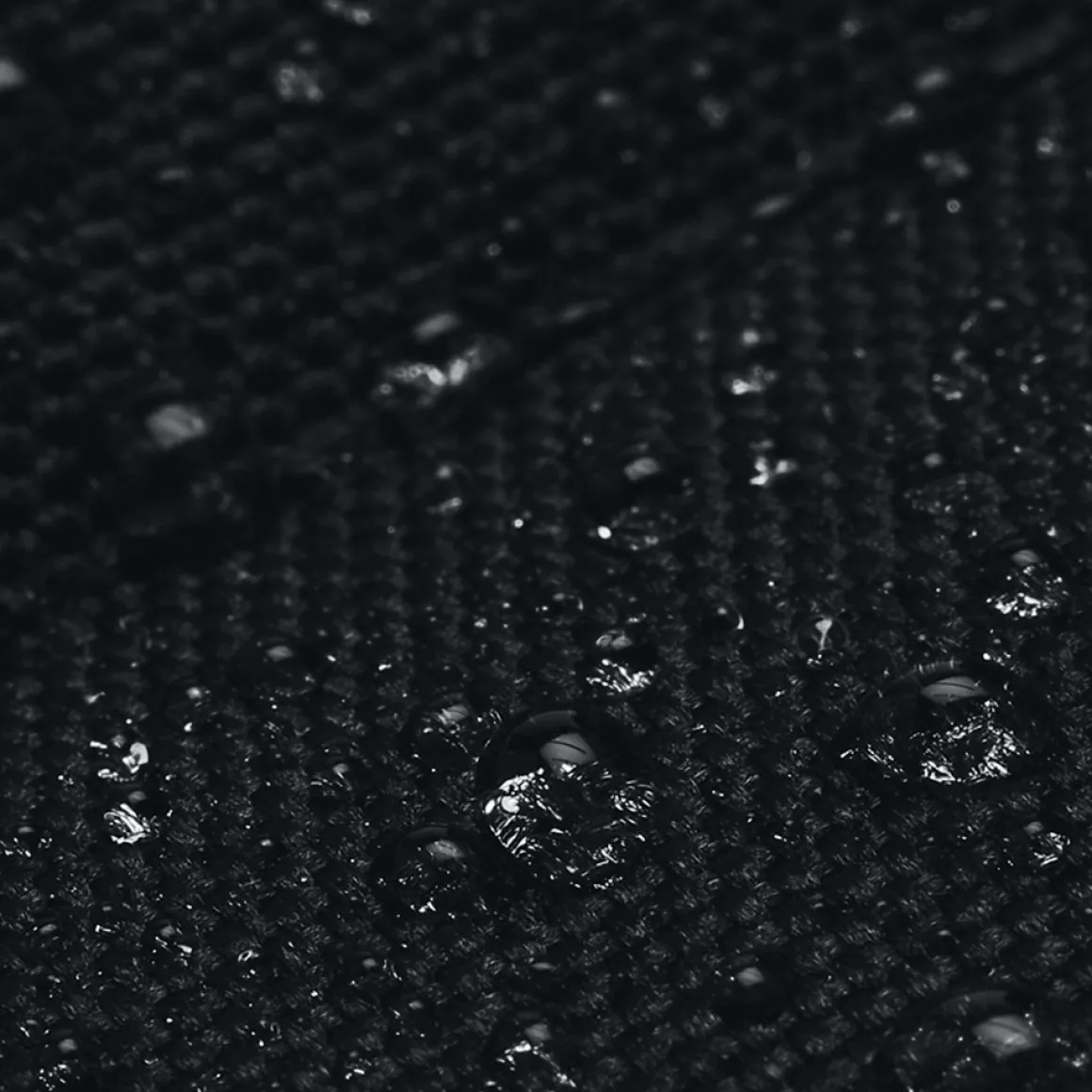 under_armour_contain_shoe_4.webp Under Armour Contain Shoe Bag